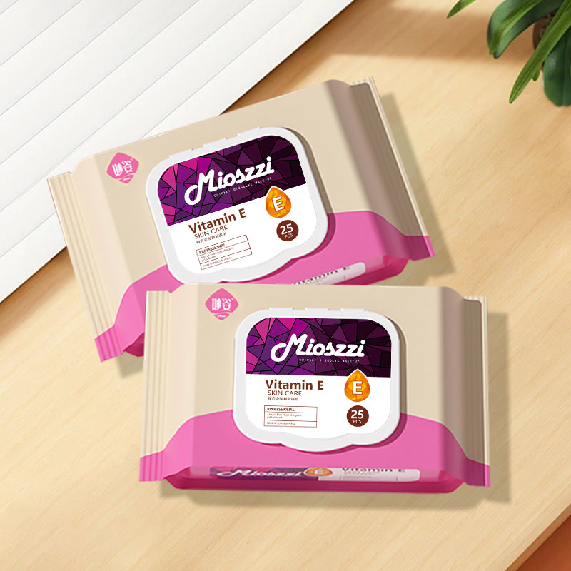 Mioszzi Vitamin E Skin Care Makeup Remover Wipes do not add alcohol, reduce harmful irritation to the skin, and the hypoallergenic formula can maintain the normal pH value of the skin. 