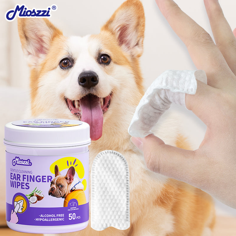 Choose high-quality wipes products like Mioszzi Pet Finger Cleaning Wet Wipes to get rid of tear marks and skin discomfort for your pet, showing a clean and lovely image.